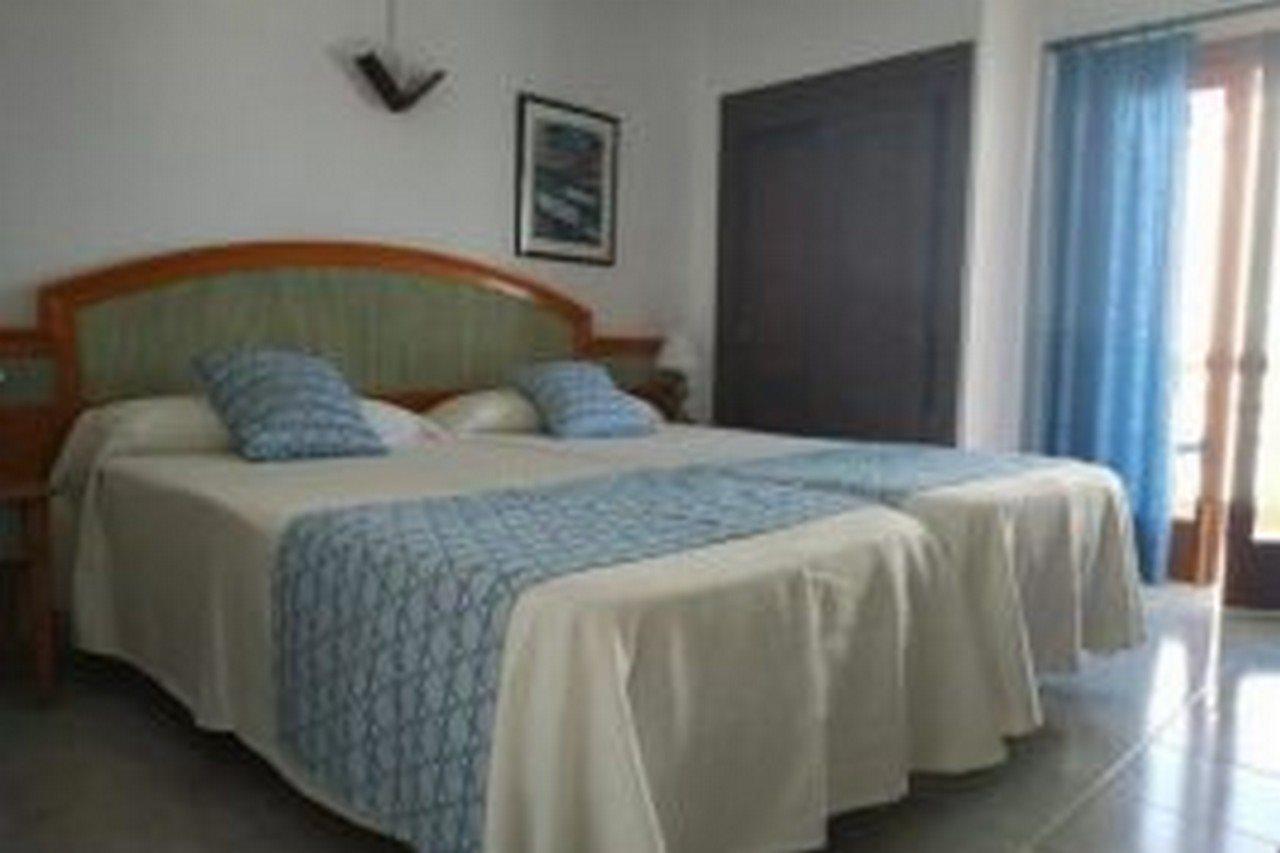 קולוניה סנט ג'ורדי Hotel Martorell By Mhr מראה חיצוני תמונה