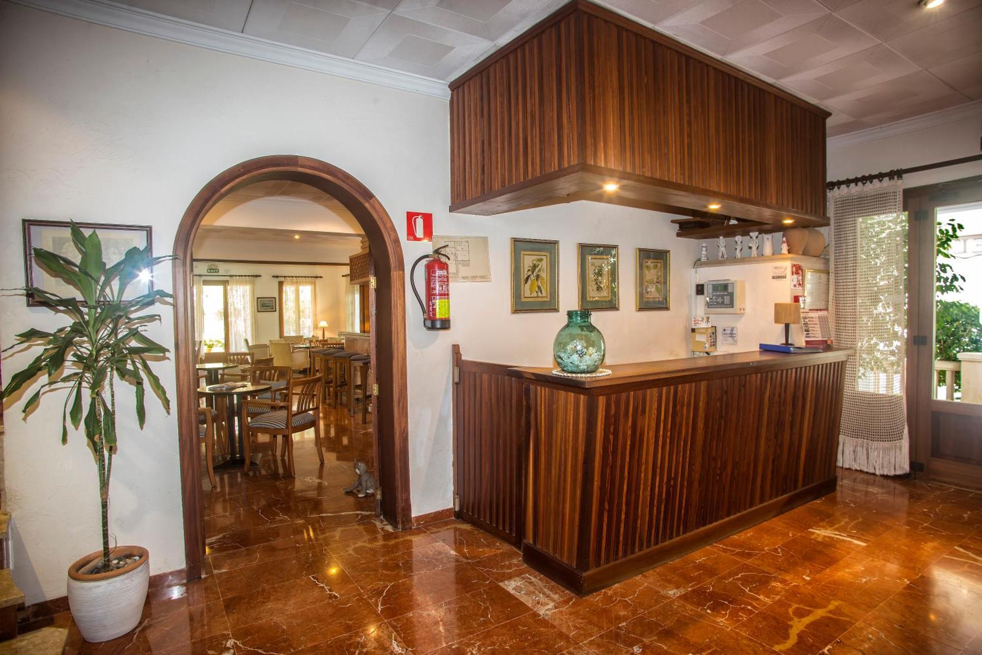 קולוניה סנט ג'ורדי Hotel Martorell By Mhr מראה חיצוני תמונה