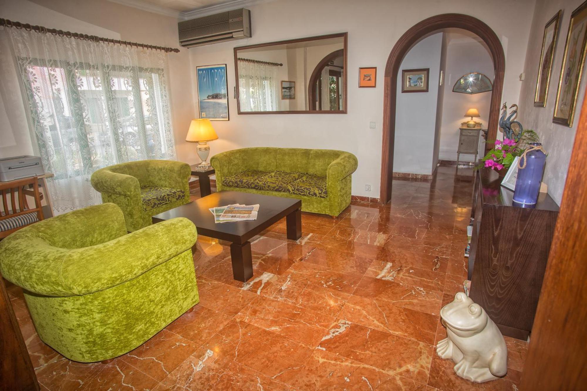קולוניה סנט ג'ורדי Hotel Martorell By Mhr מראה חיצוני תמונה