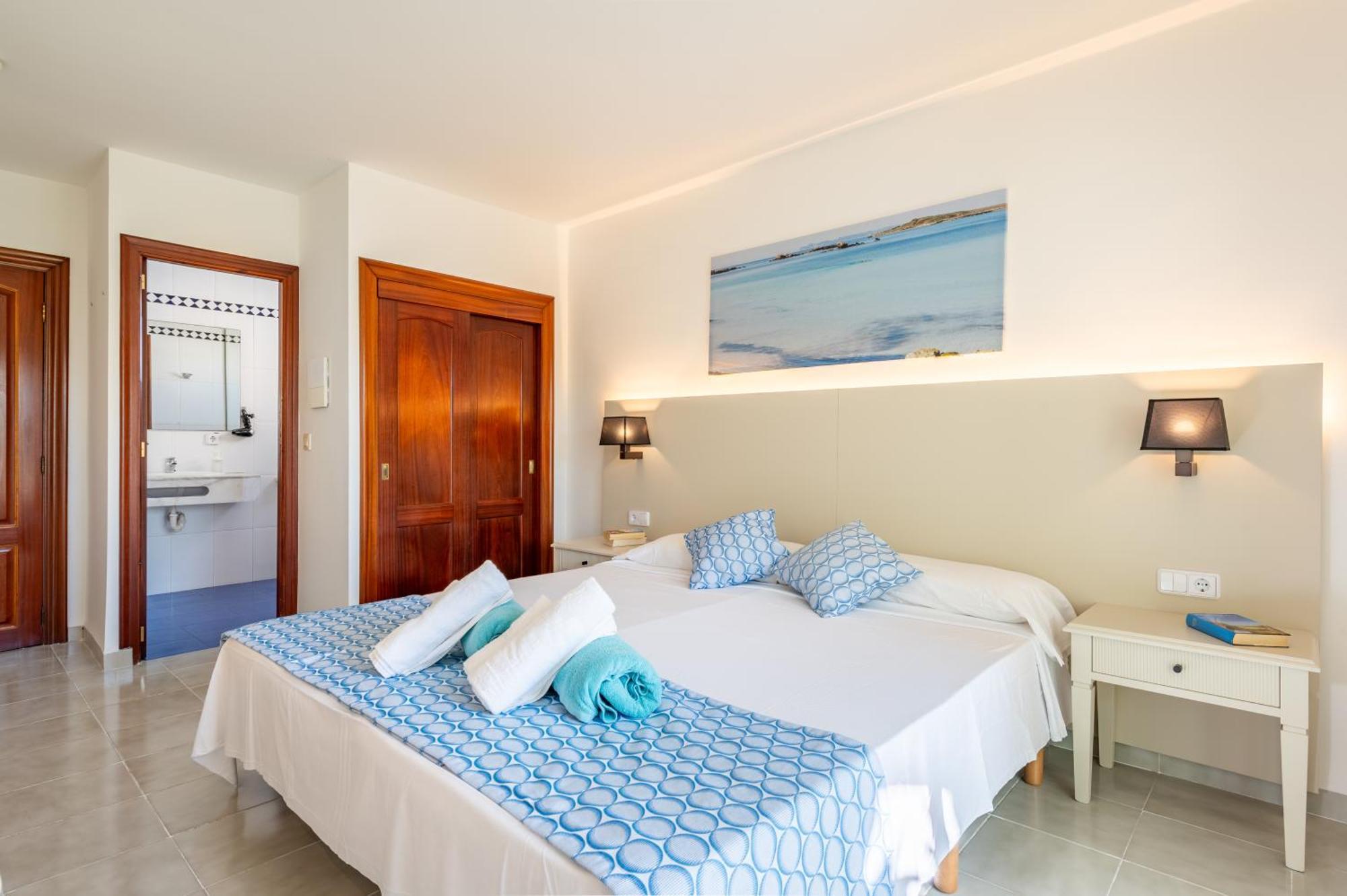 קולוניה סנט ג'ורדי Hotel Martorell By Mhr מראה חיצוני תמונה
