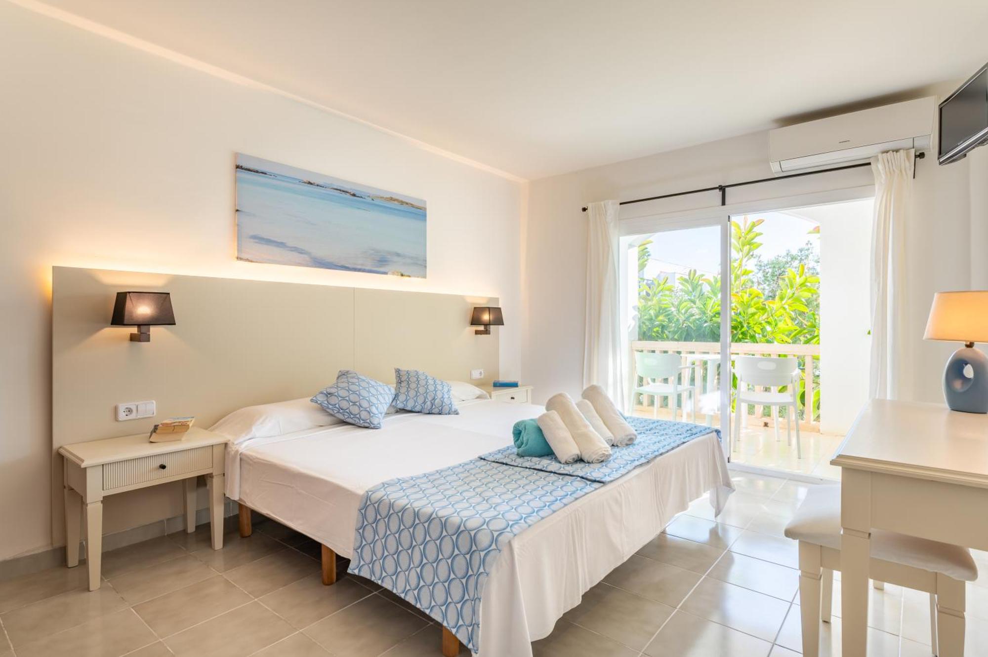 קולוניה סנט ג'ורדי Hotel Martorell By Mhr מראה חיצוני תמונה