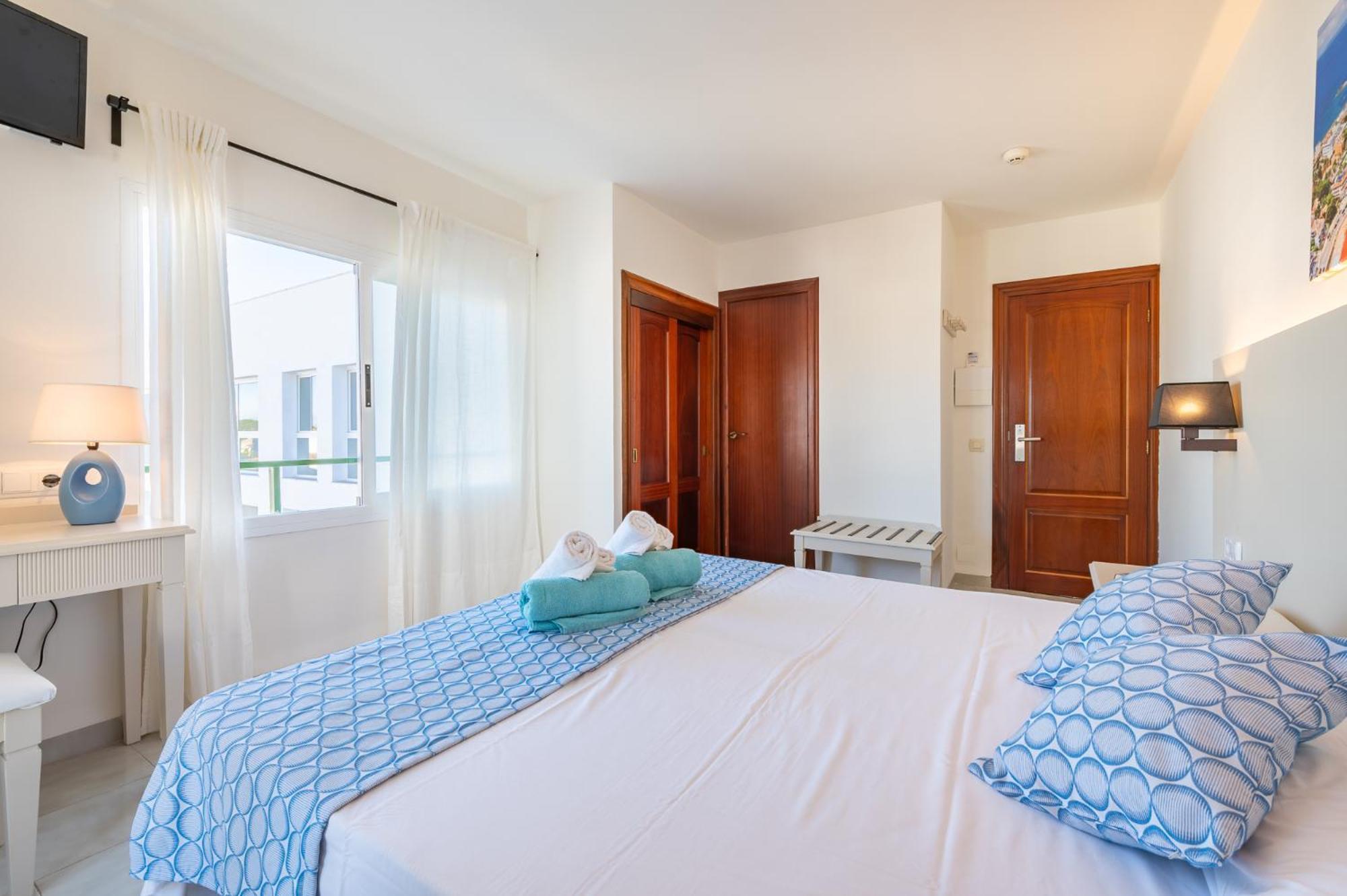 קולוניה סנט ג'ורדי Hotel Martorell By Mhr מראה חיצוני תמונה
